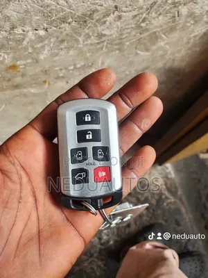 Smart Keyless Toyota Sienna 2013_2017