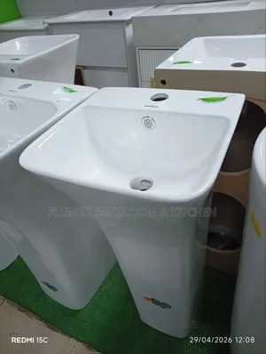 Luxury Standing Wash Hand Basin – Modern Pedestal Sink.