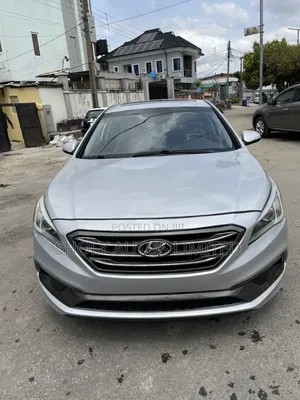 Hyundai Sonata Sport 2.0T Sedan FWD (2.0L 4cyl 6A) 2017 Silver