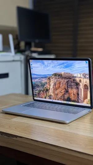 Laptop Microsoft Surface Laptop Studio 32GB Intel Core i7 SSD 1T