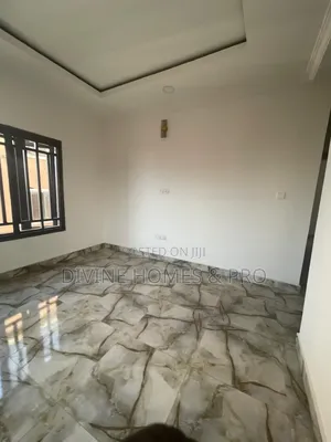 3bdrm Block of Flats in Life Camp for rent