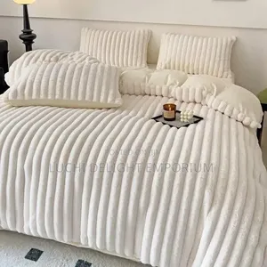 Rabbit Fur Duvet - Bedsheet and 4 Pillow Cases - Off White