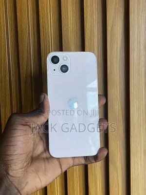 Apple iPhone 13 128 GB Pink