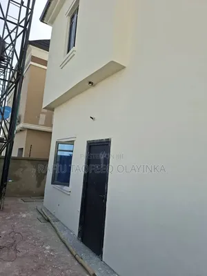 3bdrm Duplex in Cooperative Estate, Alimosho for sale