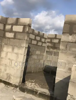 Building Contractor