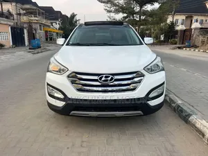 Hyundai Santa Fe GLS 4dr SUV AWD (3.3L 6cyl 6A) 2014 White