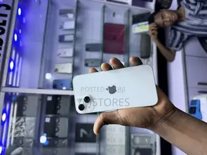 Apple iPhone 13 128 GB White