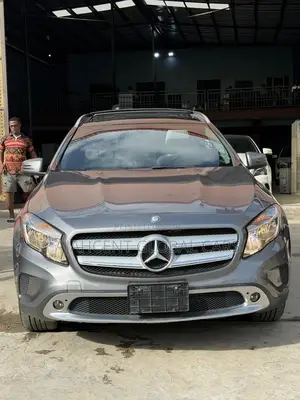 Mercedes-Benz GLA 250 2015 Gray