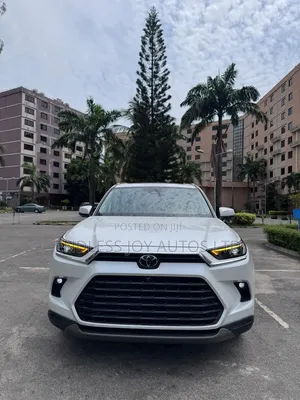 Toyota Grand Highlander Limited AWD 2024 White