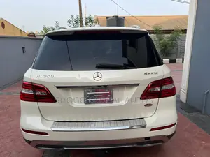 Mercedes-Benz M Class ML 350 4Matic 2012 White