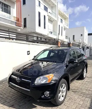 Toyota RAV4 2010 Black