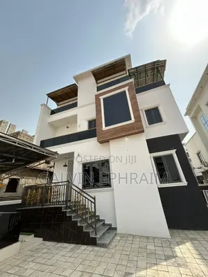 Furnished 7bdrm Duplex in FHA for sale