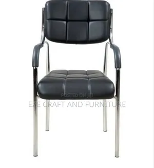 Strong Visitors Block Leather Chair