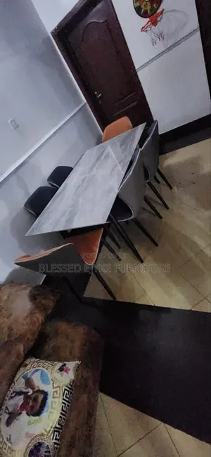 Quality Dining Table Set
