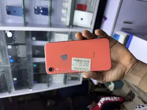 Apple iPhone XR 64 GB Pink