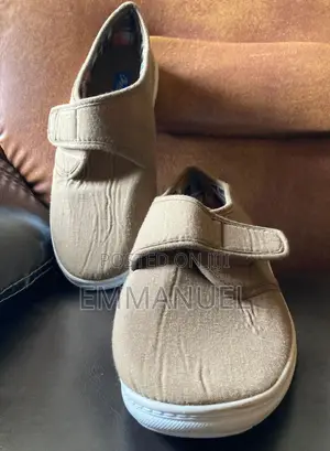Chums Wide-Fit Canvas Shoes
