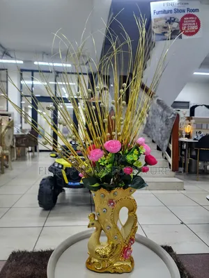 Peacock Flower Vase