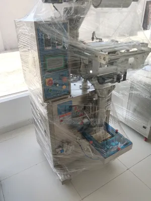 Granule Packaging Machine