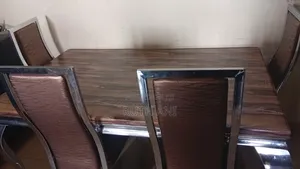 Dining Table+Chairs 6