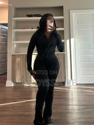 Comfy Zip-Up Gym Set