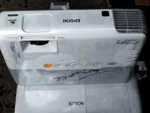 Epson Powerlite 935w Projector