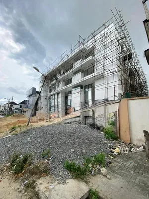 2bdrm Apartment in Lekki Phase 1 for sale