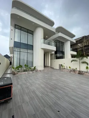 5bdrm Duplex in Lekki Expressway for sale