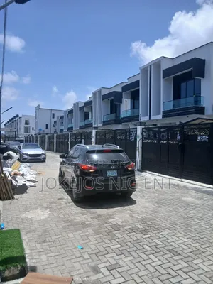 4bdrm Duplex in Orchid Road Lekki, Lafiaji for sale