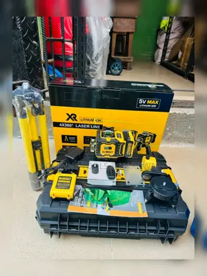 Dewalt 4d 16-Line Green Laser Level Kit,