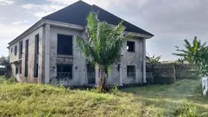 6bdrm Duplex in Eligbolo,  Eliozu , for sale
