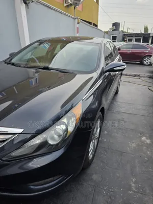 Hyundai Sonata Limited Sedan FWD (2.4L 4cyl 6A) 2011 Blue