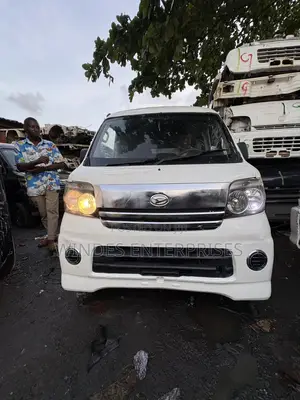 Daihatsu Hijet 2014 White