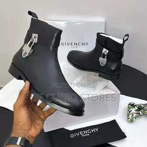 Givenchy - Boot