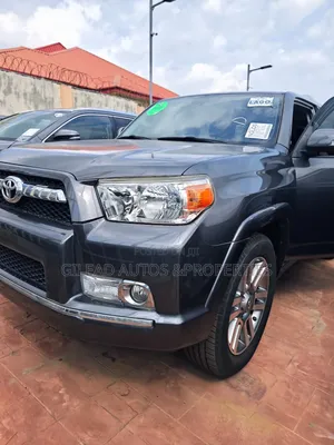 Toyota 4-Runner Limited 4X4 2013