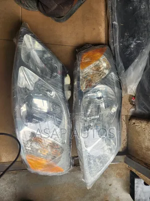 Headlamp for Toyota Avalon 2003 - 2005
