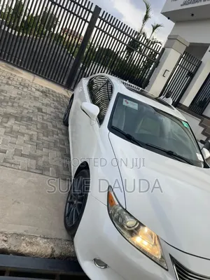 Lexus ES 2014 White