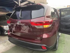 Toyota Highlander 2016 Red