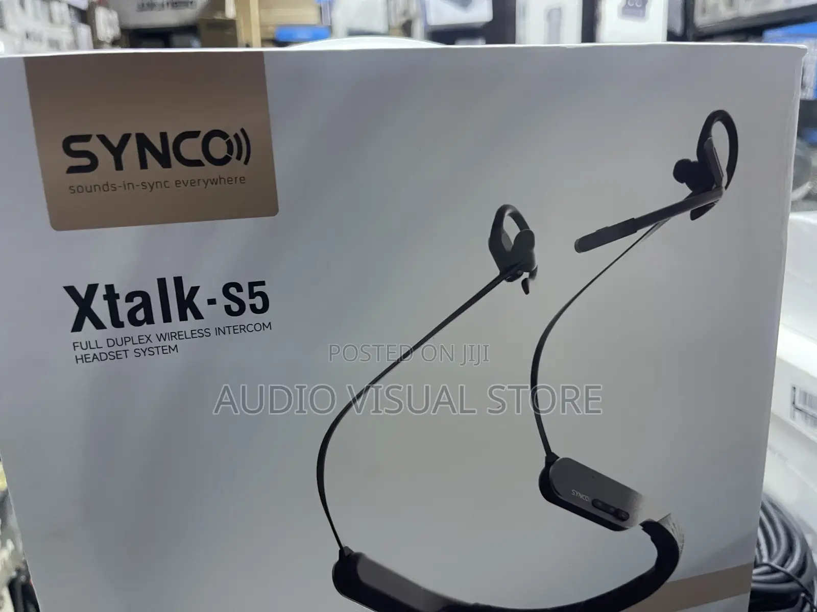 Synco Xtalk S5 Is a Full-Duplex Wireless Intercom.