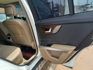 Mercedes-Benz GLK-Class 350 4MATIC 2012 White