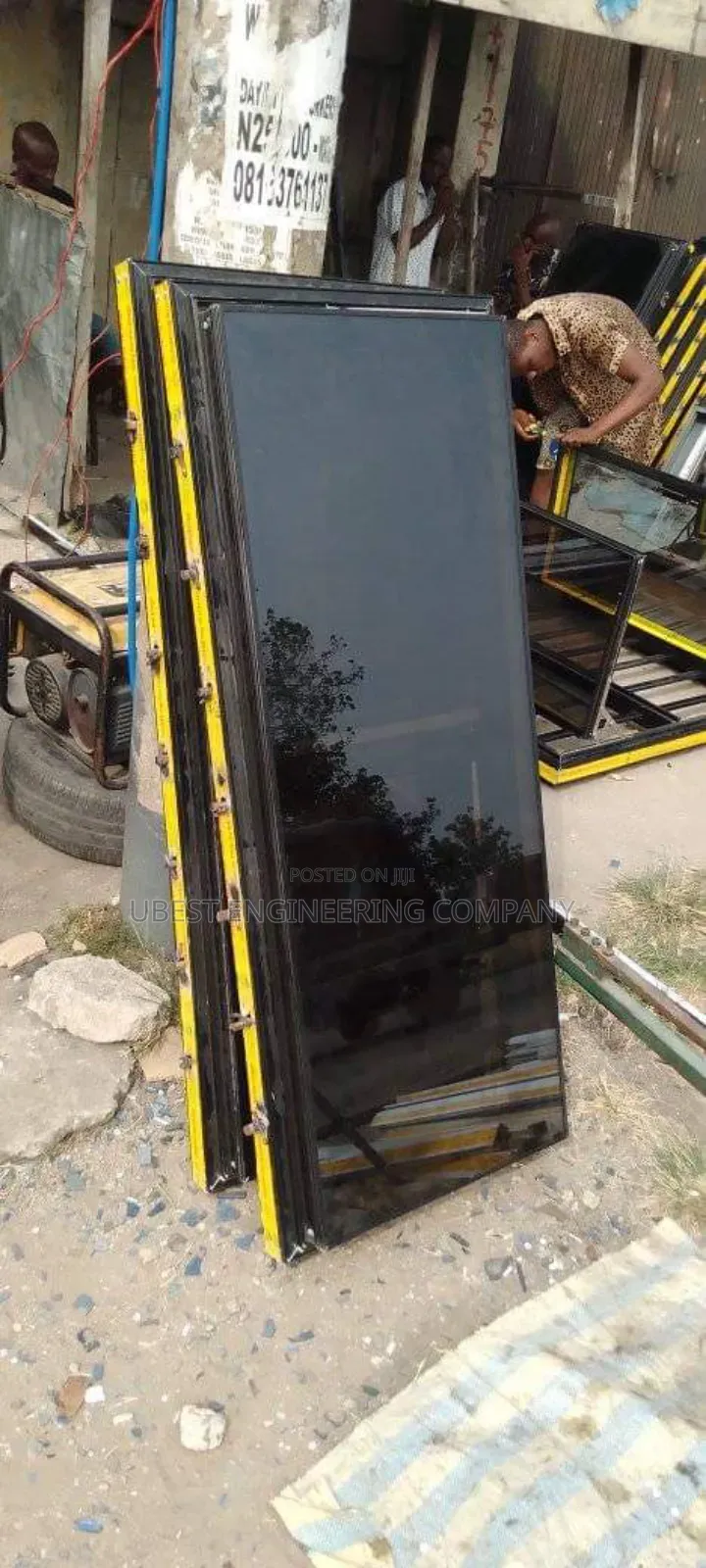 Solid King Frameless Window