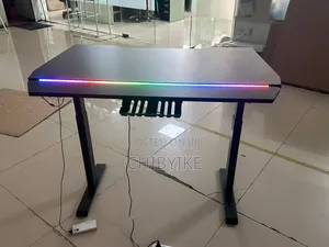 Adjustable Table 1.4meter With Middle Light