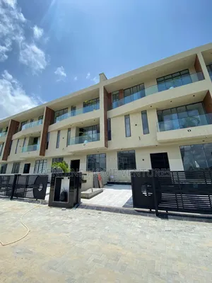 5bdrm Duplex in Lekki Phase One for sale