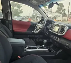 Toyota Tacoma SR5 2017 Red