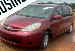 Toyota Sienna 2006 Model