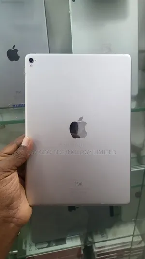 Apple iPad Pro 9.7 (2016) 32 GB Silver