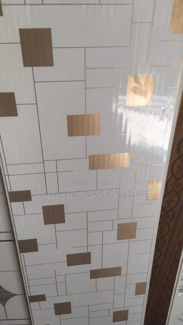 High Quality 30cm PVC Ceiling