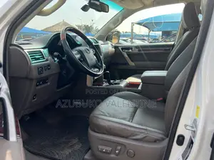Lexus GX 460 Base 2016 White