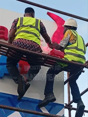 Pylon Board