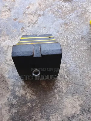 Rubber Wedge