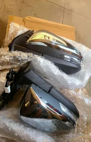 Upgrade Your 2018 Toyota Hilux With Premium Auto Side Mirrors